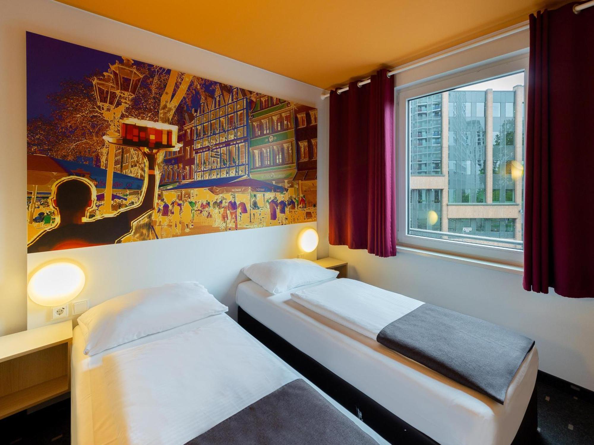B&B Hotel Duesseldorf-City Extérieur photo