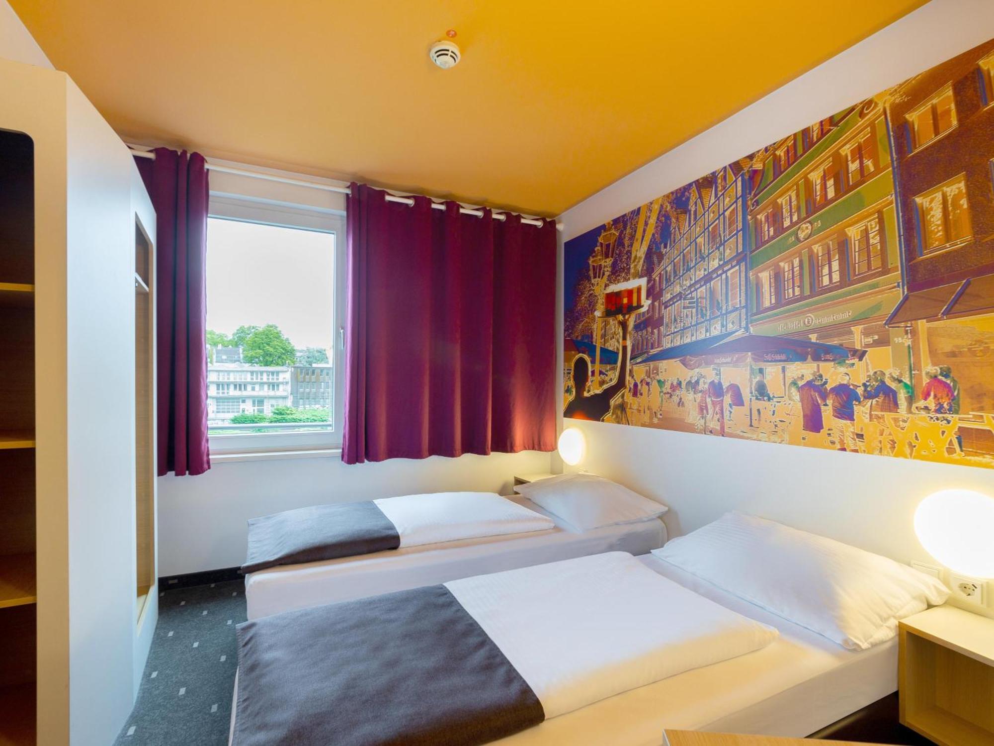 B&B Hotel Duesseldorf-City Extérieur photo