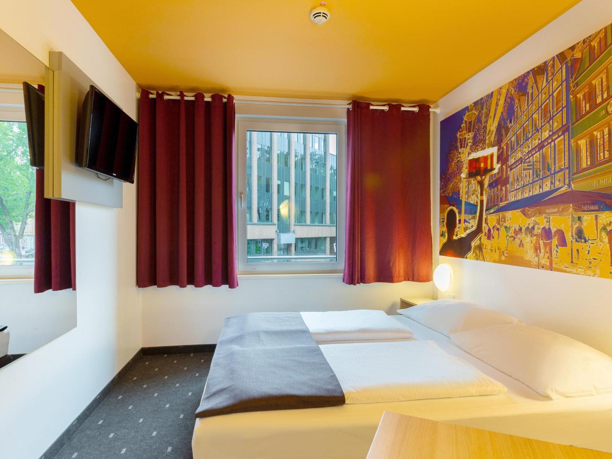 B&B Hotel Duesseldorf-City Extérieur photo