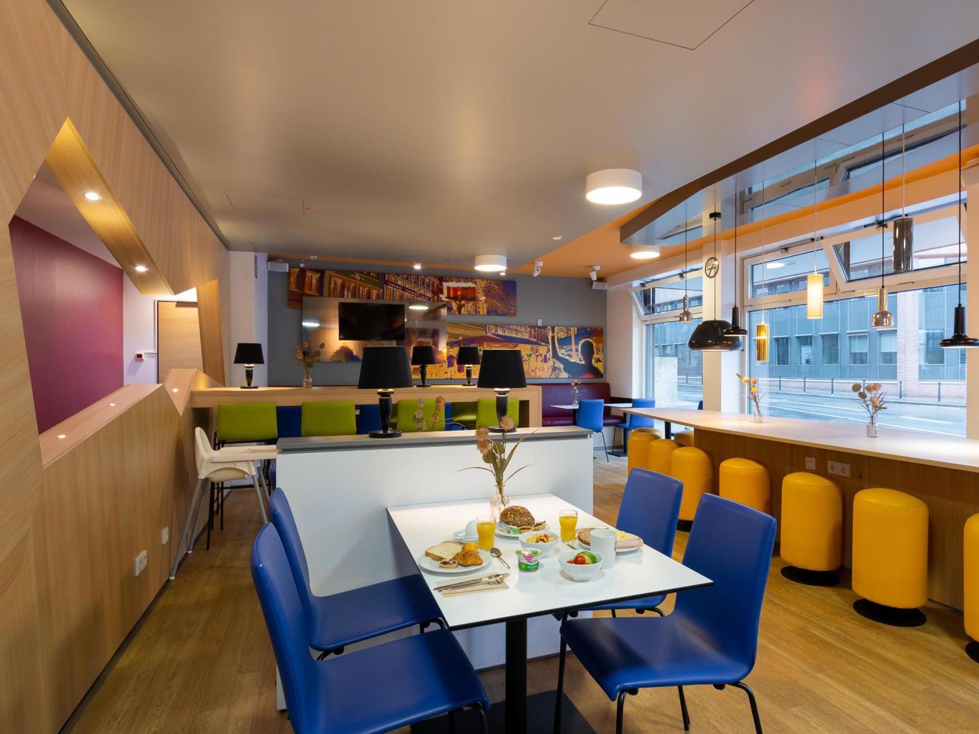 B&B Hotel Duesseldorf-City Extérieur photo