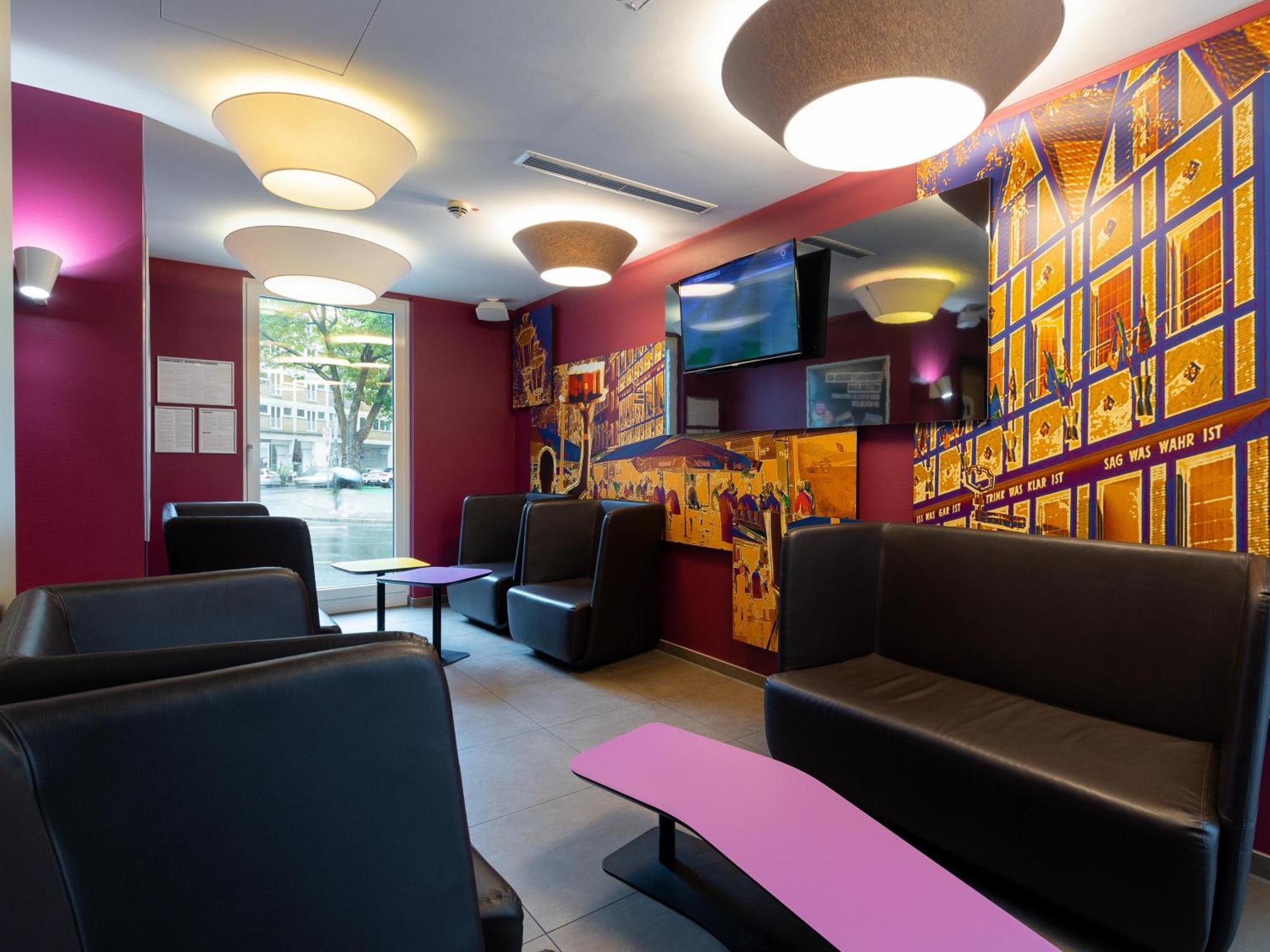 B&B Hotel Duesseldorf-City Extérieur photo