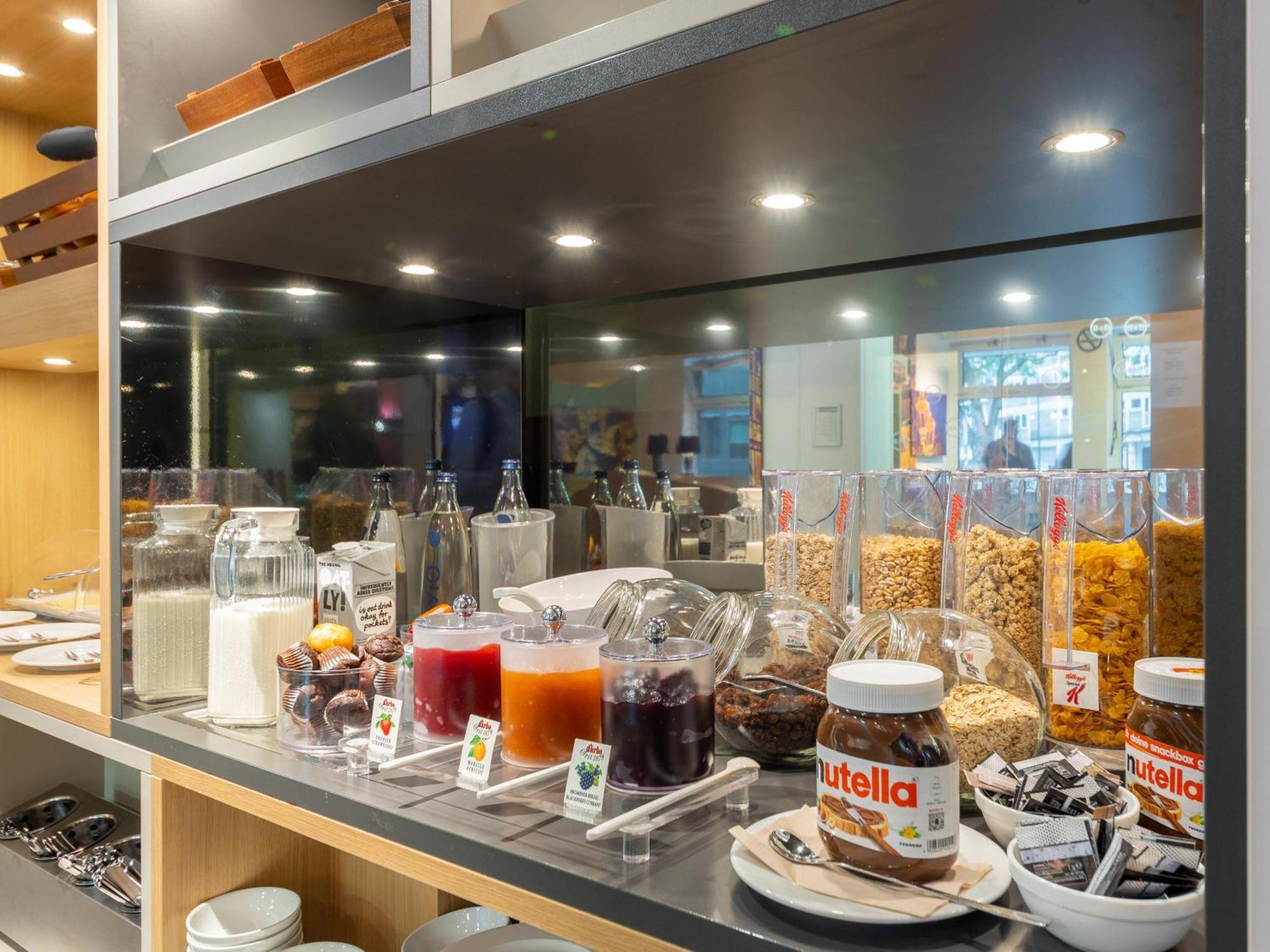 B&B Hotel Duesseldorf-City Extérieur photo